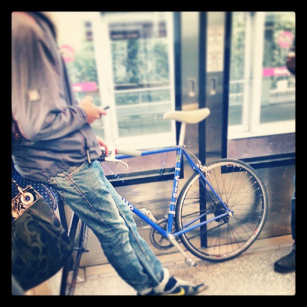 Ahhhhhh Lausanne et ces #hipster à vélo qui prennent le métro, c'est chou !