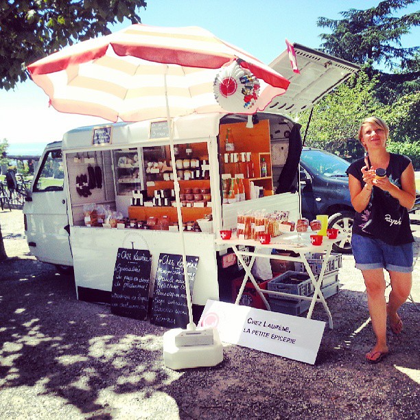 Pique-nique du 1er août avec Laurène et plein de jolis artisans