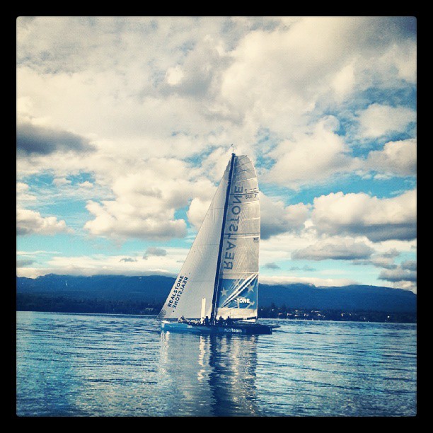I'm on a boat ! Cc @realteamsailing